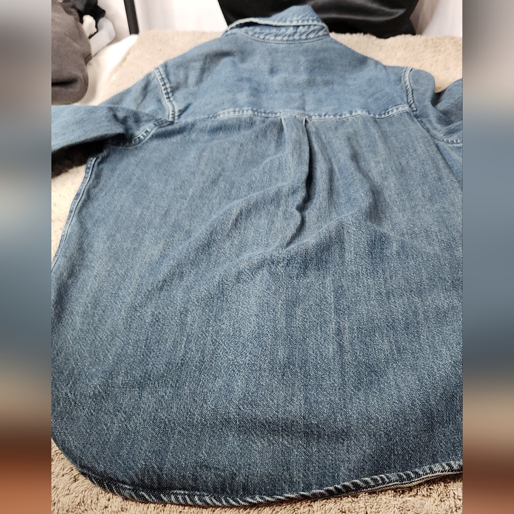 Women's Relaxed Fit Denim Button-Down Shirt - Universal Thread Dark Wash XS - Picture 6 of 14